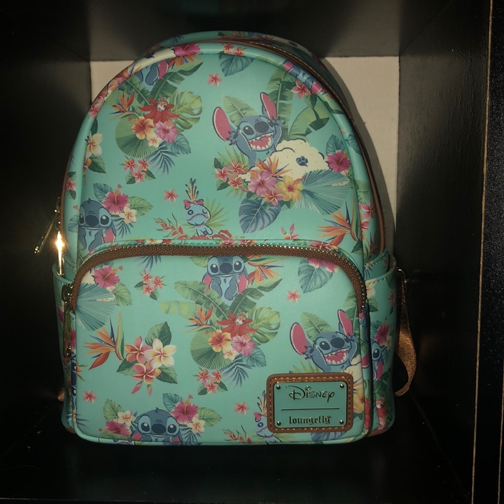 Exclusive 707 Street Stitch Loungefly Mini Bckpck